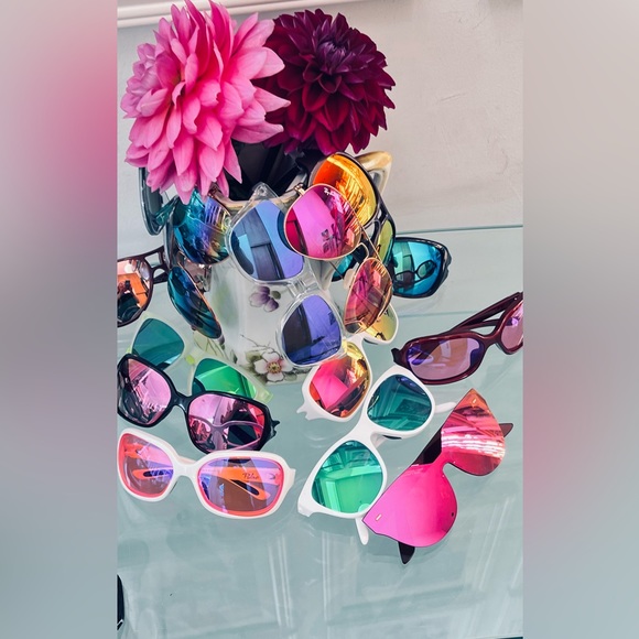 Perfect Day For A New Pair of Sunglasses!!!! - Picture 1 of 8